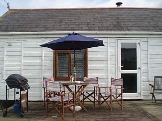 Pet Friendly Holiday Cottage Croyde | Surf's Up Devon Dogs allowed